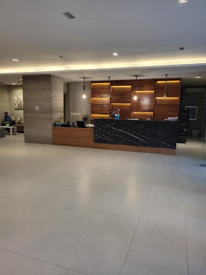 Modern & Comfy Studio - Steps From Ayala Mall, Cebu City Eksteriør billede