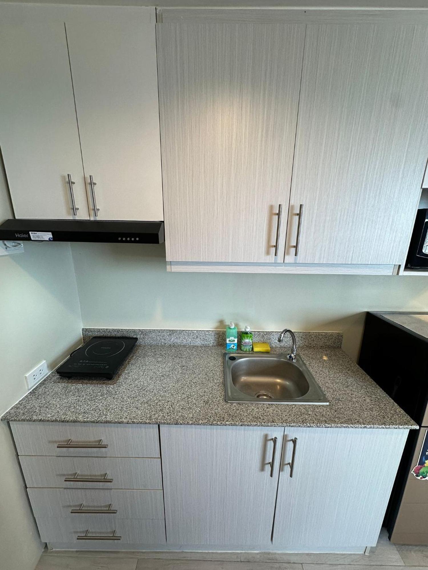 Modern & Comfy Studio - Steps From Ayala Mall, Cebu City Eksteriør billede