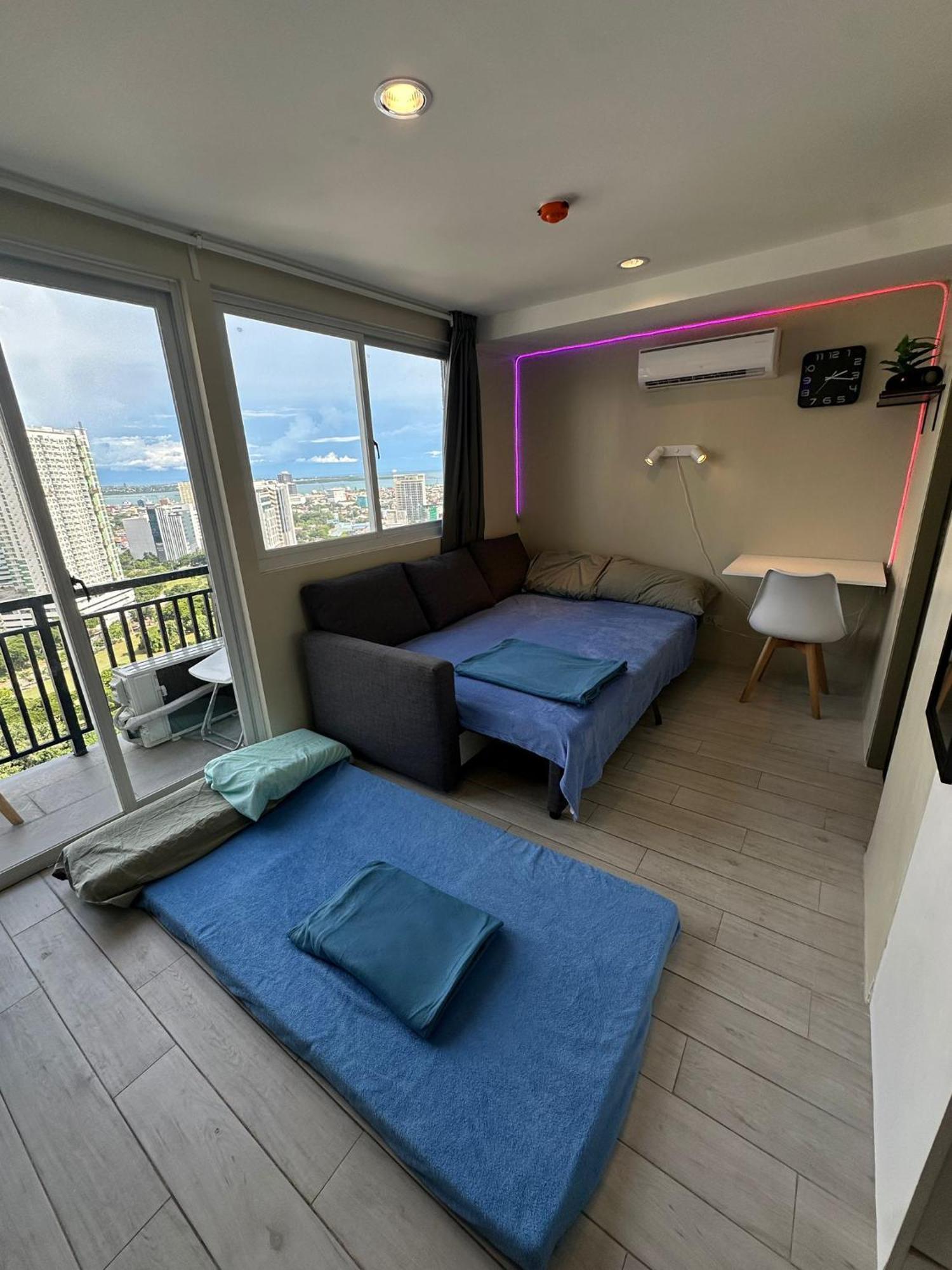 Modern & Comfy Studio - Steps From Ayala Mall, Cebu City Eksteriør billede